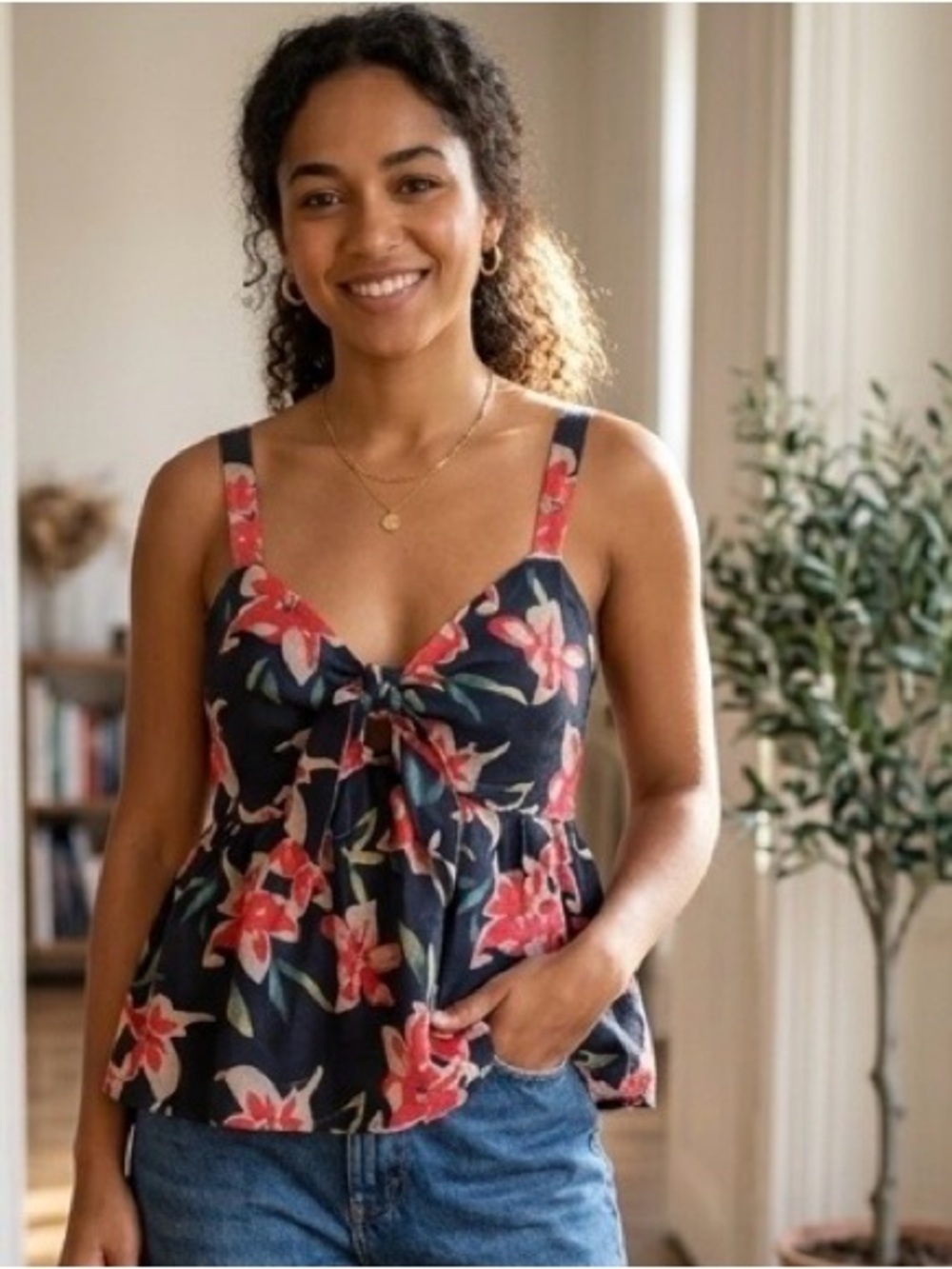 Floral Tie-Front Cami Top - Black / Red